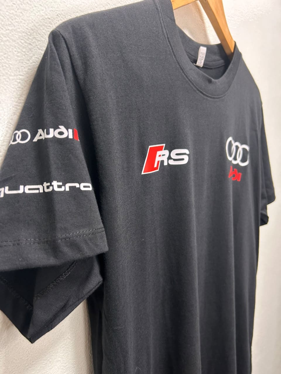 Remera Audi