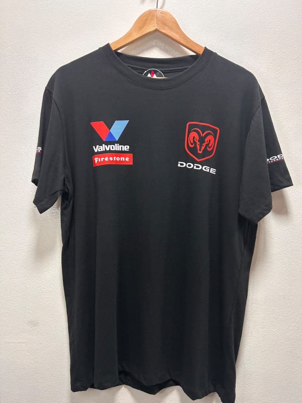 Remera Dodge