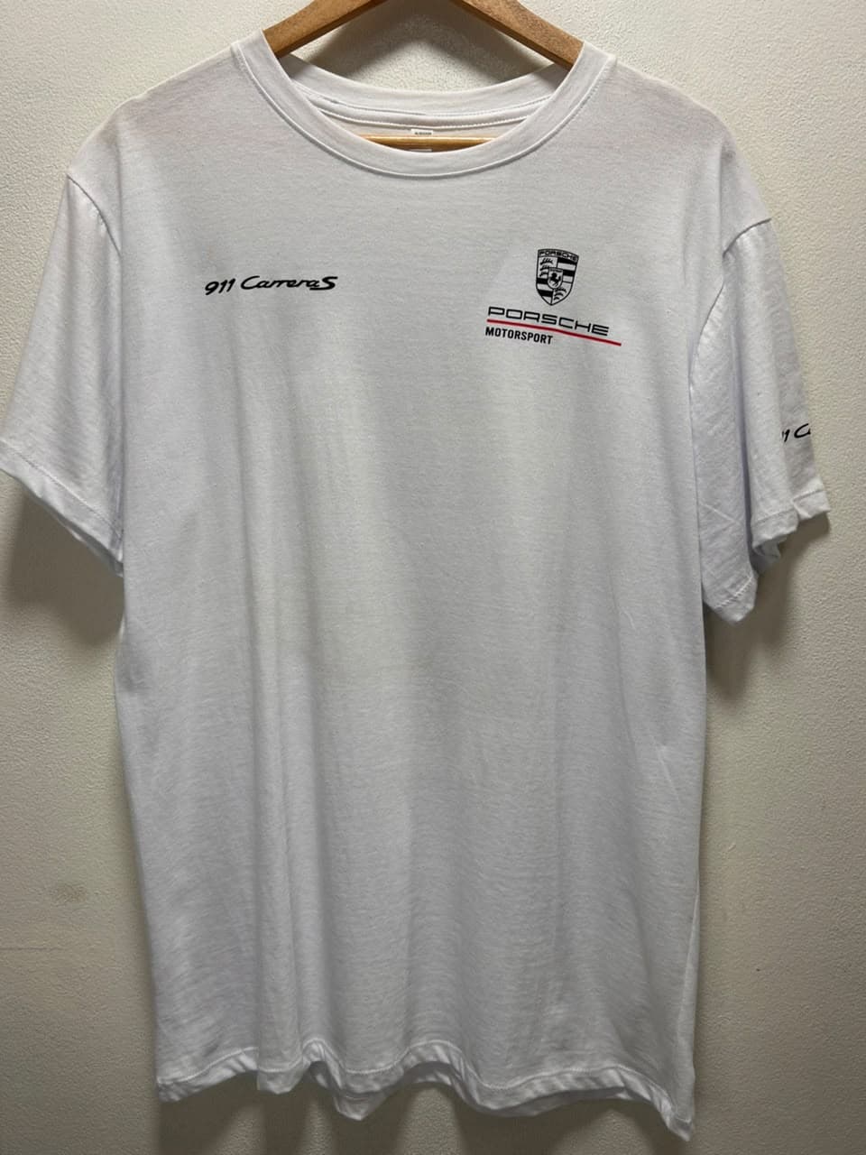 Remera Porsche Carrera (detalle)